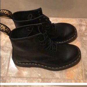 Doc martins size 8 1940s smooth leather never worn